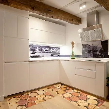 Aittitta Makurra Etxea Lekeitio